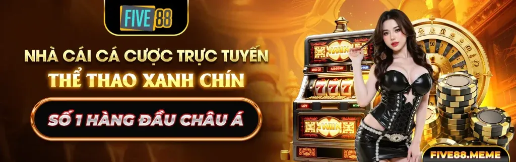 Dealer người thật đang chia bài Baccarat trong sòng bạc trực tuyến x88003.